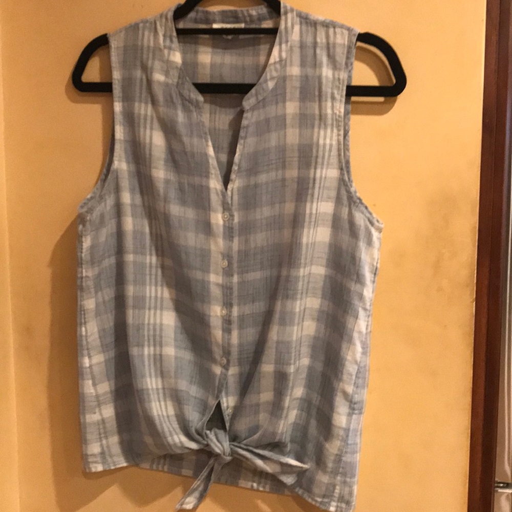 Sleeveless V-Neck Tank